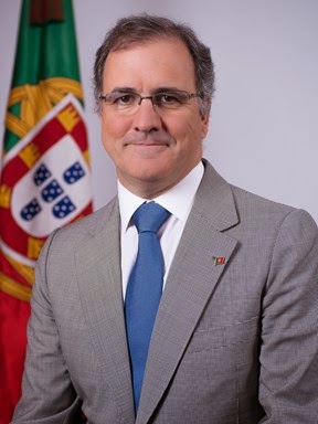 081114 Ministro-Pires-de-Lima2