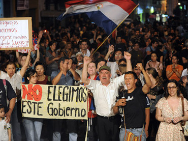 demonstrate-10-paraguayan-president.n