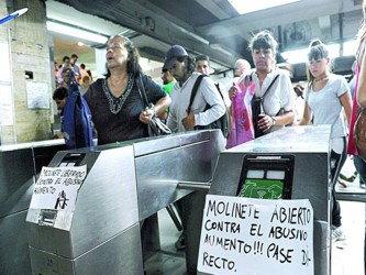 180112_buenos_aires_catracas_metro