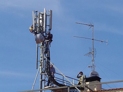antena-telefonc3ada-mc3b3vil