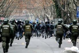 040113 chile repressom