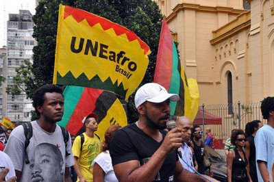 040813 uneafro