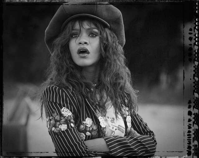 040815 rihanna