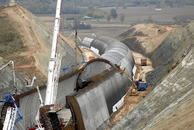 Falso tunel AVE por ministerio de fomento