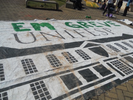 em-greve-unifes-hg-20120504