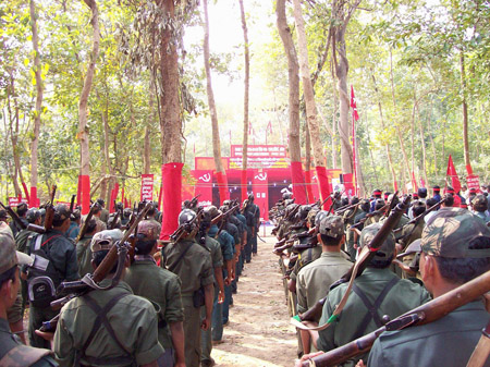 210112_maoistas