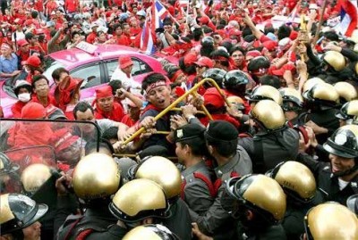 060610_guerraciviltailandia
