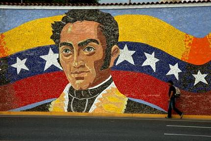 081010_simom_bolivar_mural